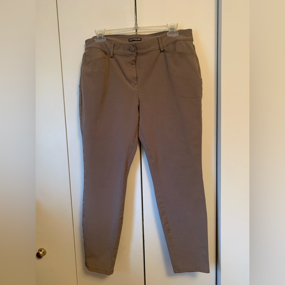 Express Women's Cropped Pants in Taupe